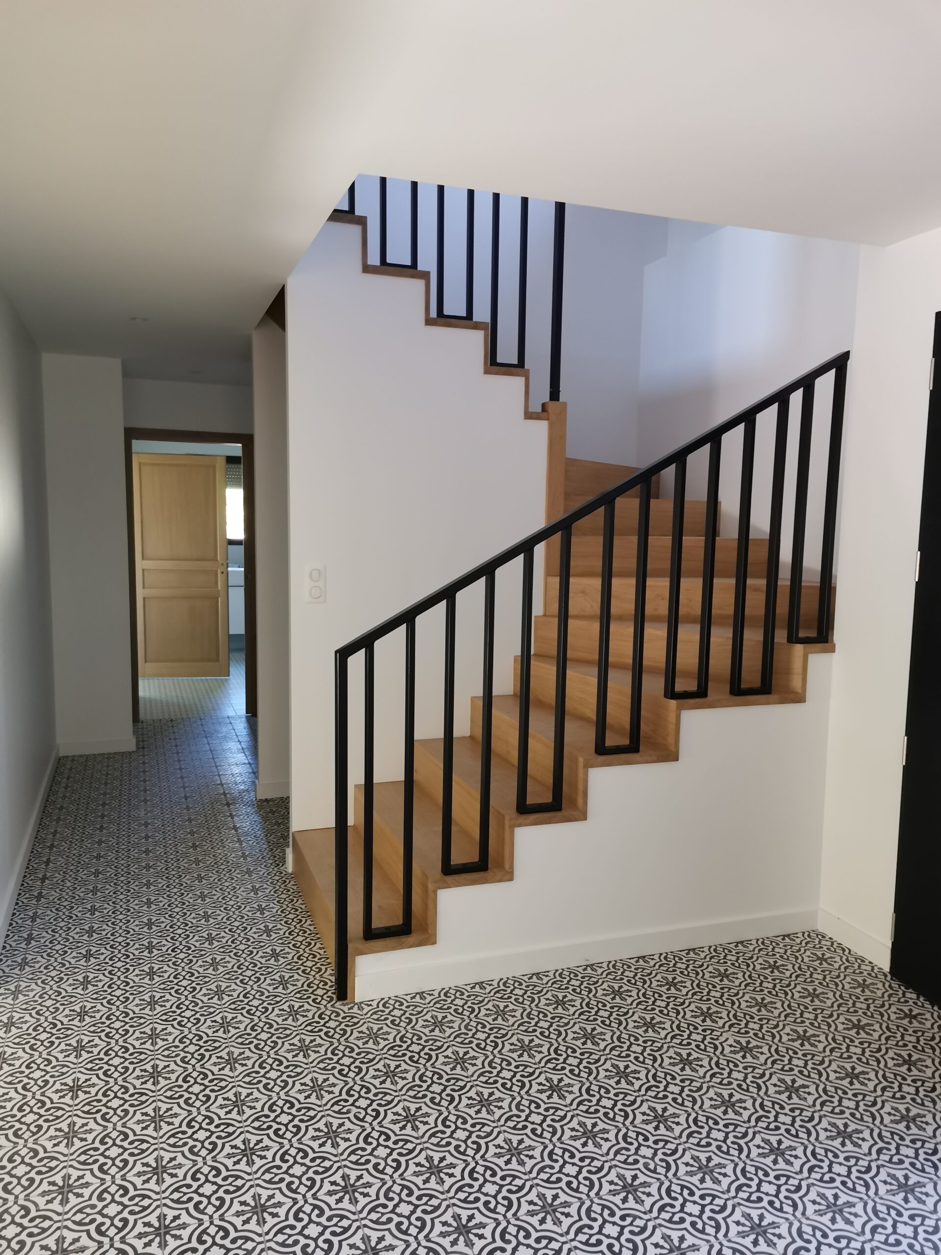 Fabrication sur-mesure d'un escalier à l'anglaise - Menuiserie Mouquet